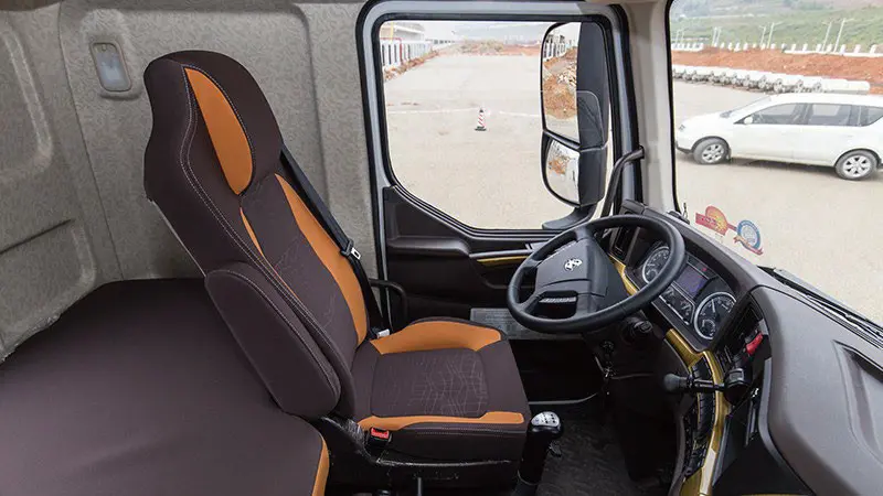 Reliable 6x4 Chenglong H7 Tractor087ra