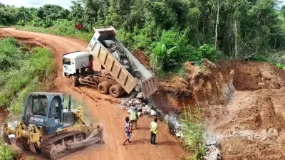 Top 10 Innovative Dump Truck Models Revolutionizing Global Construction Logistics