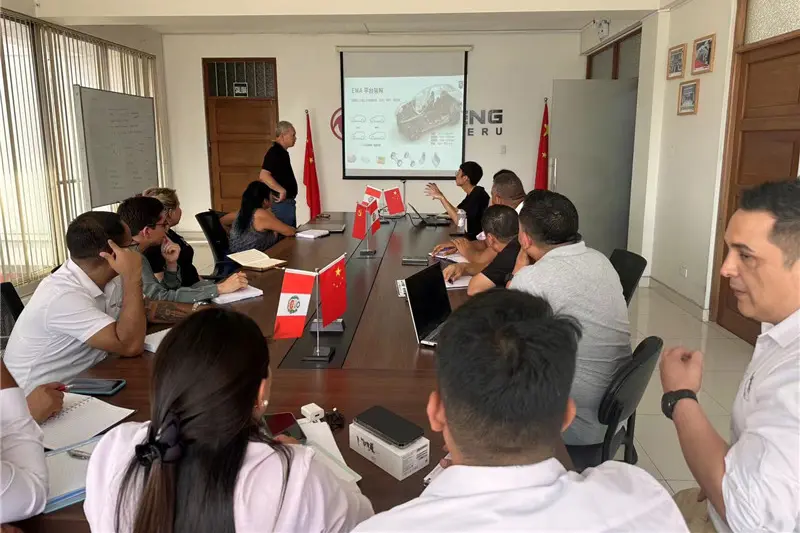 After-sales Service and Training Images02wtt